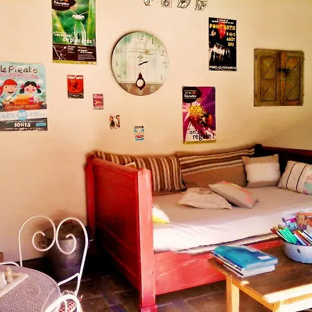 Les Tresors De Malle Mialle Bed & Breakfast Le Thor